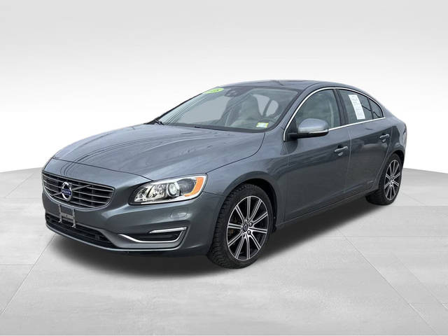 2018 Volvo S60 Inscription Platinum AWD photo