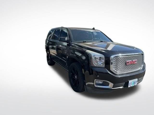 2015 GMC Yukon Denali RWD photo