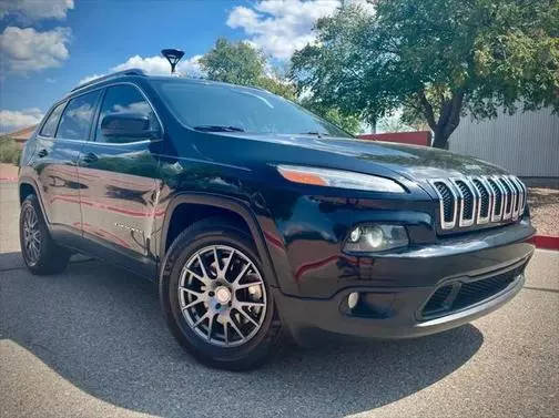 2018 Jeep Cherokee Latitude FWD photo