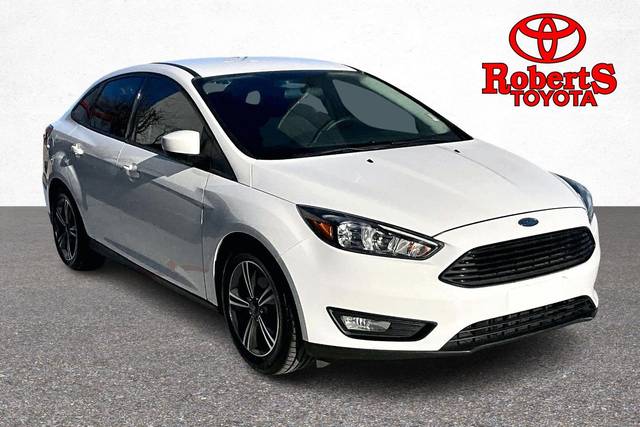 2018 Ford Focus SE FWD photo