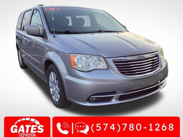 2015 Chrysler Town and Country Touring FWD photo