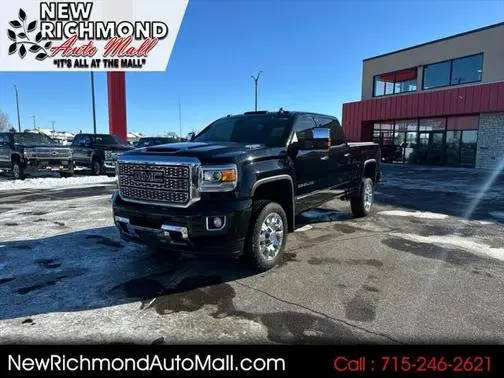 2018 GMC Sierra 2500HD Denali 4WD photo