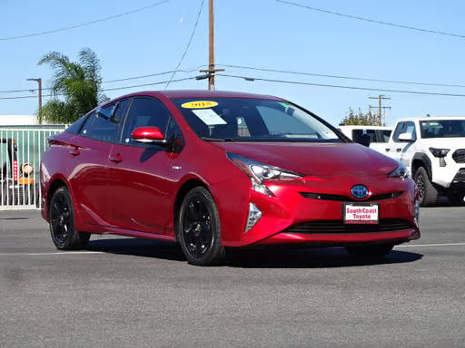 2018 Toyota Prius Four Touring FWD photo