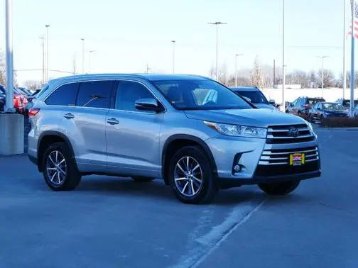 2018 Toyota Highlander XLE AWD photo