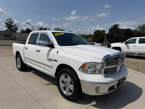 2017 Ram 1500 Big Horn 4WD photo
