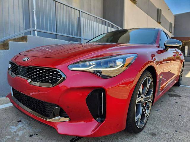 2018 Kia Stinger GT2 RWD photo