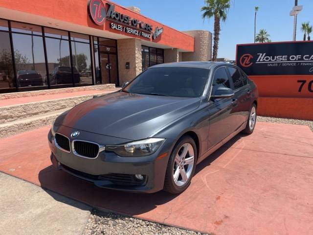 2015 BMW 3 Series 320i RWD photo