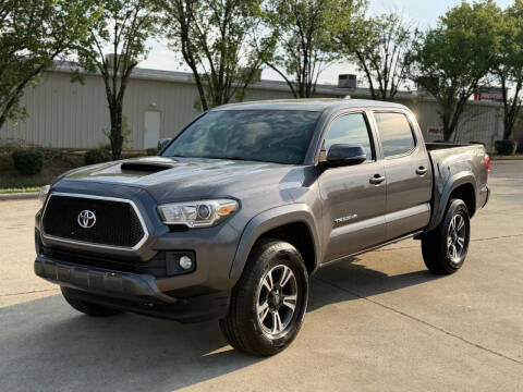 2017 Toyota Tacoma TRD Sport 4WD photo