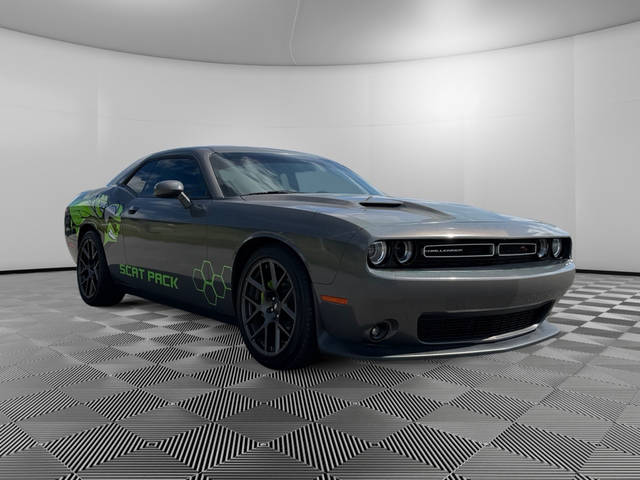 2018 Dodge Challenger R/T Scat Pack RWD photo