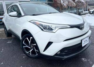 2018 Toyota C-HR XLE Premium FWD photo