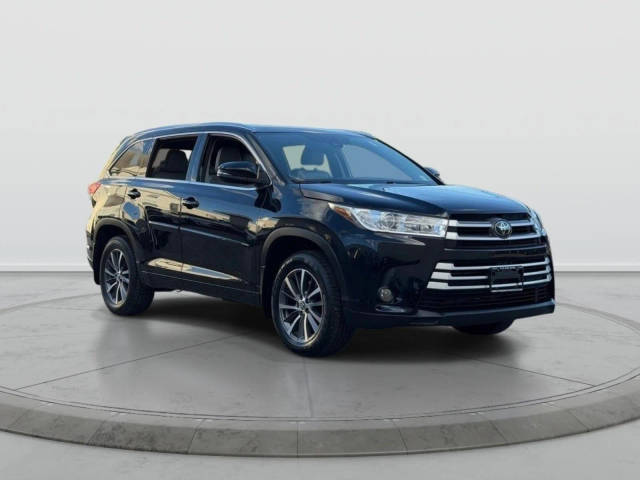 2018 Toyota Highlander XLE AWD photo