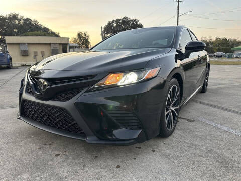 2018 Toyota Camry SE FWD photo