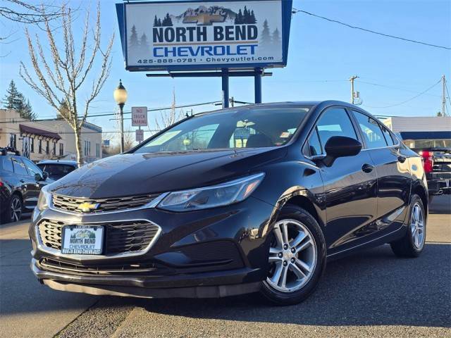 2017 Chevrolet Cruze LT FWD photo