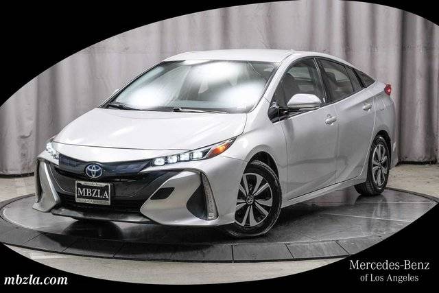 2017 Toyota Prius Prime Plus FWD photo