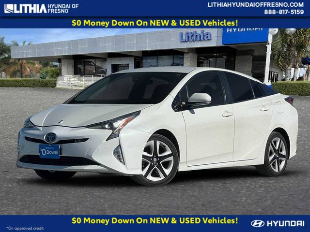 2018 Toyota Prius Three Touring FWD photo