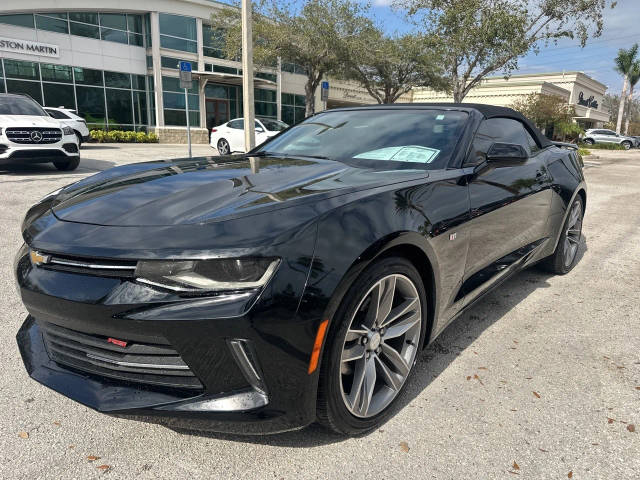 2017 Chevrolet Camaro 1LT RWD photo