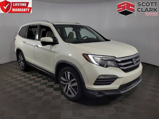 2018 Honda Pilot Touring AWD photo