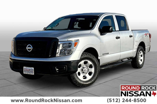 2017 Nissan Titan S 4WD photo