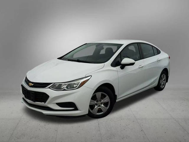 2018 Chevrolet Cruze LS FWD photo