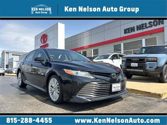 2018 Toyota Camry XLE V6 FWD photo