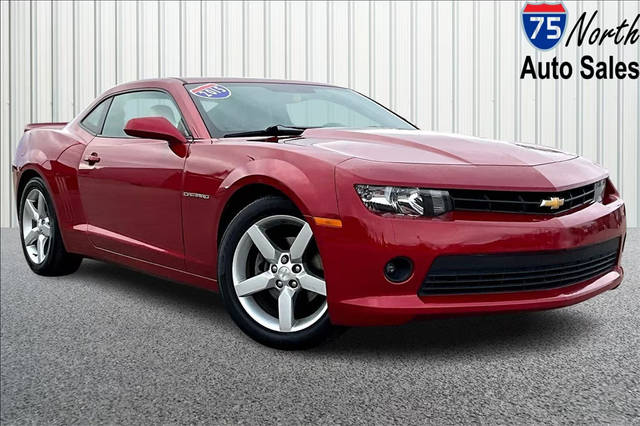 2015 Chevrolet Camaro LT RWD photo