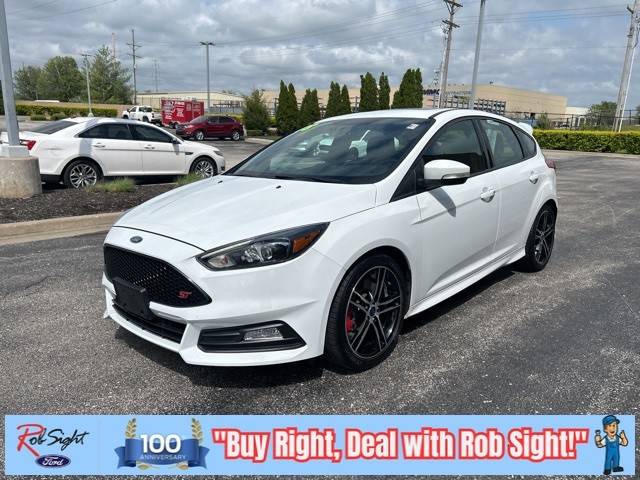 2018 Ford Focus ST FWD photo