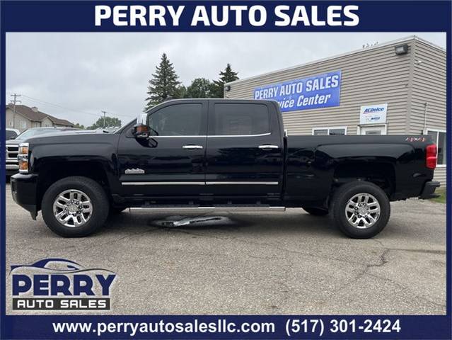 2018 Chevrolet Silverado 3500HD High Country 4WD photo