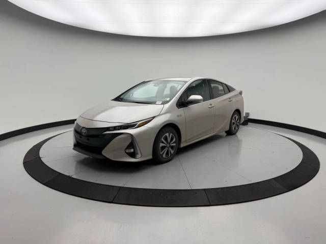 2017 Toyota Prius Prime Advanced FWD photo