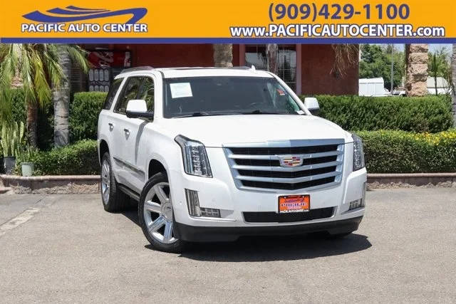 2018 Cadillac Escalade Premium Luxury 4WD photo