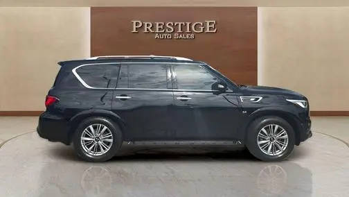 2018 Infiniti QX80 RWD photo