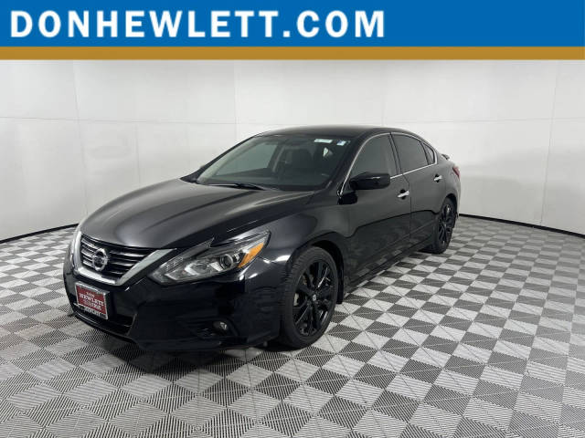 2017 Nissan Altima 2.5 SR FWD photo