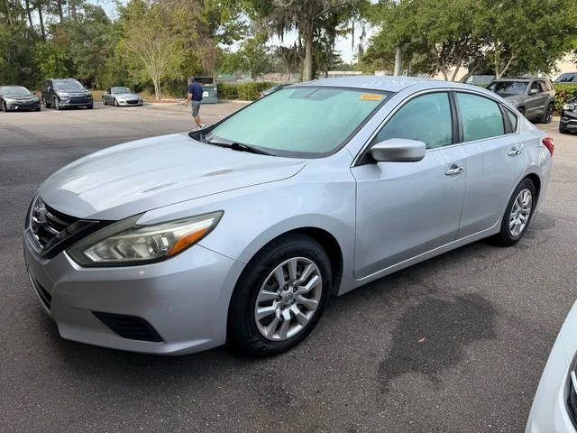 2016 Nissan Altima 2.5 S FWD photo