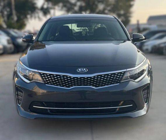 2018 Kia Optima S FWD photo