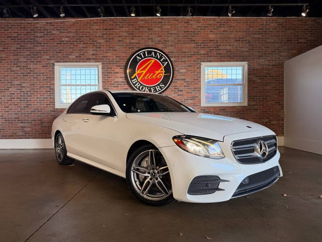 2018 Mercedes-Benz E-Class E 300 RWD photo
