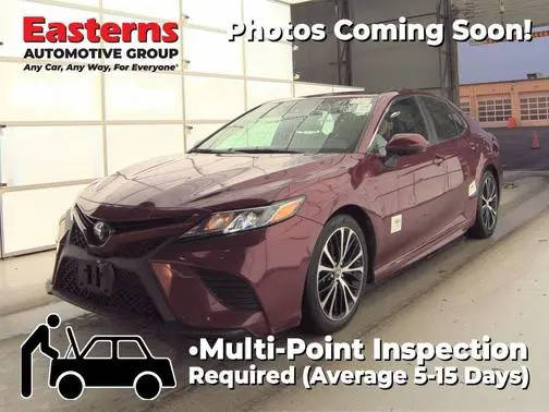 2018 Toyota Camry SE FWD photo