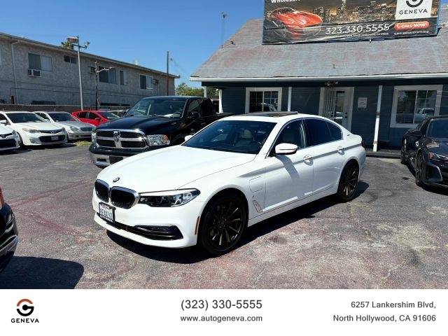 2018 BMW 5 Series 530e iPerformance RWD photo