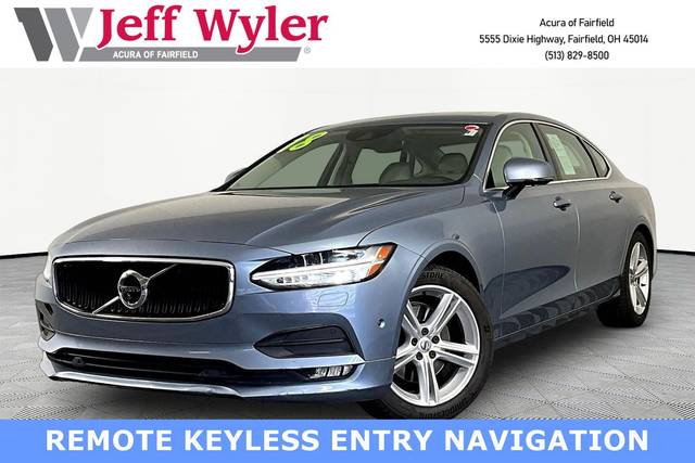 2018 Volvo S90 Momentum AWD photo