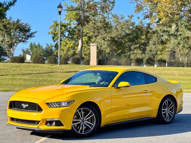 2017 Ford Mustang GT Premium RWD photo