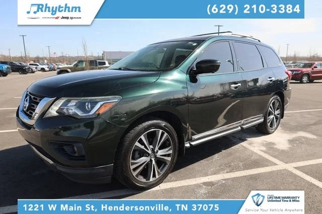 2018 Nissan Pathfinder Platinum FWD photo