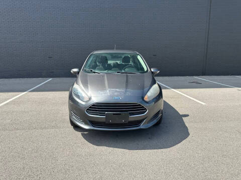 2017 Ford Fiesta SE FWD photo
