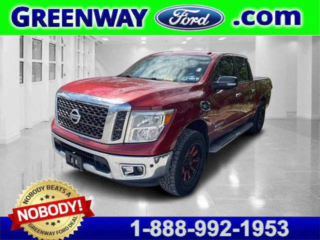 2017 Nissan Titan SV RWD photo
