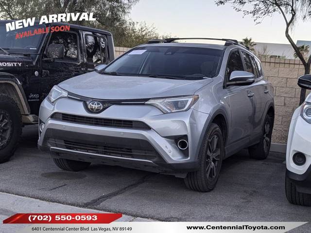 2018 Toyota RAV4 XLE AWD photo