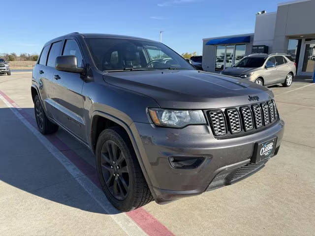 2018 Jeep Grand Cherokee Altitude 4WD photo