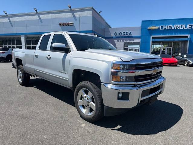 2018 Chevrolet Silverado 2500HD LT 4WD photo