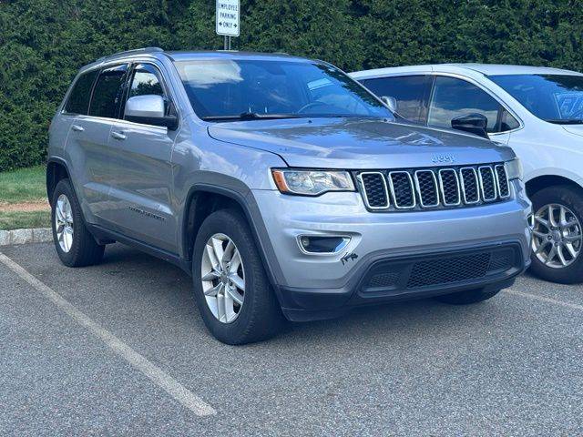 2018 Jeep Grand Cherokee Laredo E 4WD photo