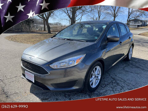 2018 Ford Focus SE FWD photo