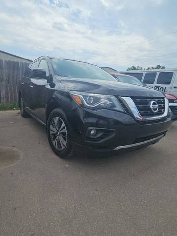 2018 Nissan Pathfinder SV 4WD photo