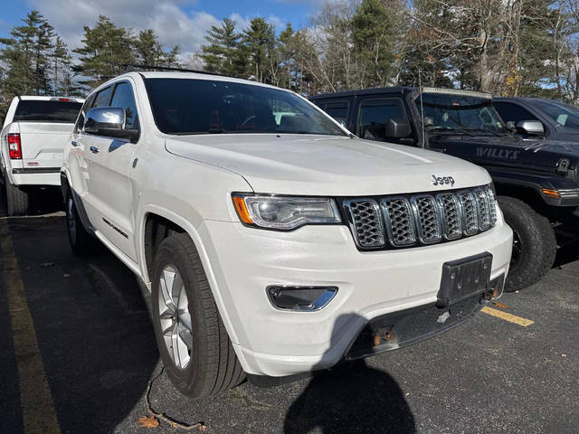 2018 Jeep Grand Cherokee Overland 4WD photo