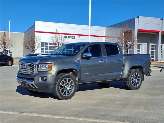 2018 GMC Canyon 4WD Denali 4WD photo