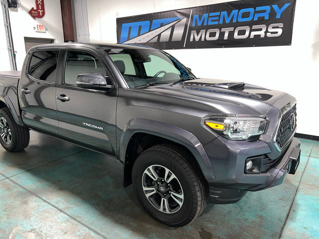 2018 Toyota Tacoma TRD Sport 4WD photo